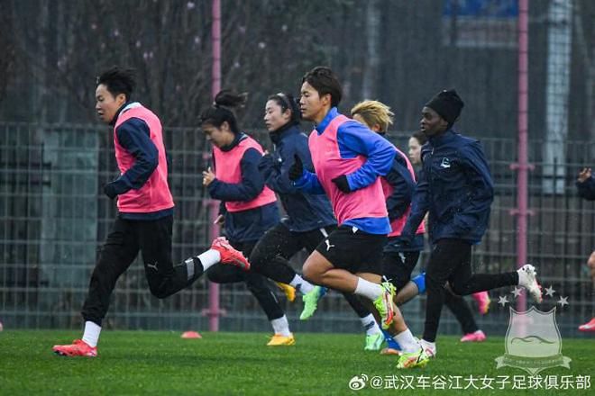 武漢女足主帥：全運爭金，亞冠遠行。