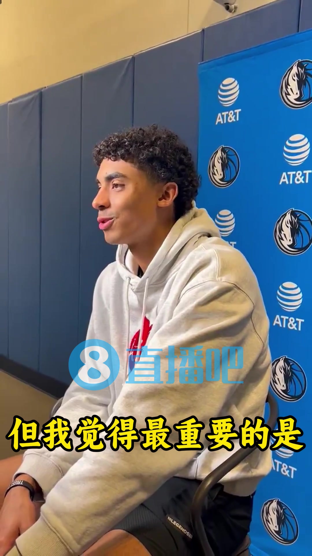 克里斯蒂：我當然會關注湖人的比賽，會支持我的前隊友們！