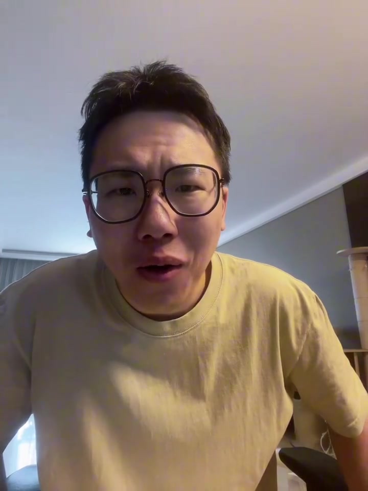 孔祥宇：連續(xù)兩次領(lǐng)先20分輸球？這是冠軍球隊？布倫森太硬了！