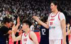 宮魯鳴：張子宇體重三百斤，場上摔一跤震撼，與姚明相當。