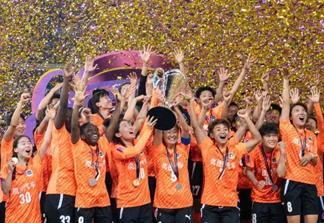 亞冠賽場，武體人奪魁！光彩奪目！